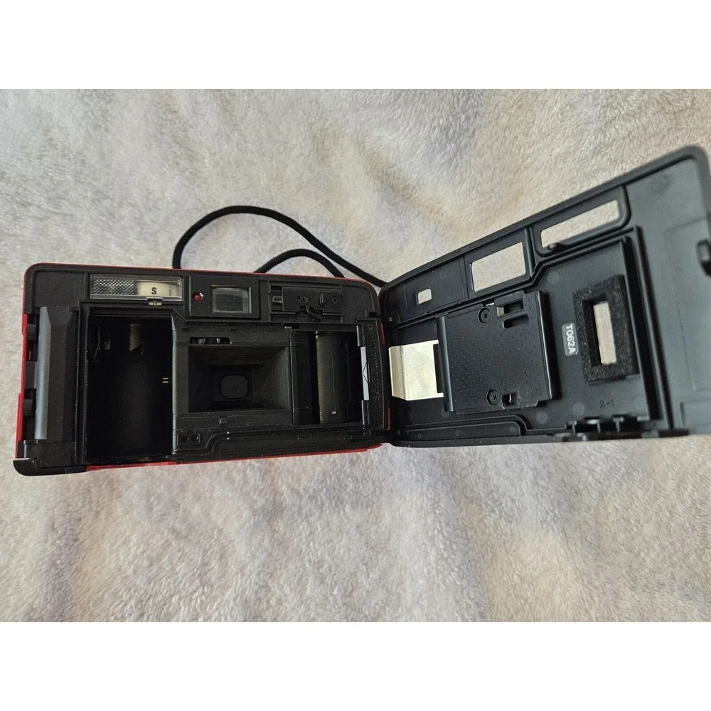 Chinon Auto GL-II Point and Shoot Film Camera Parts Only
